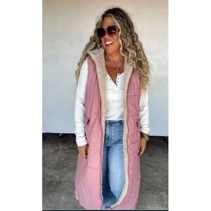 BRAND NEW WITH TAGS Mauve Reversible Sherpa & Puffer Long Vest